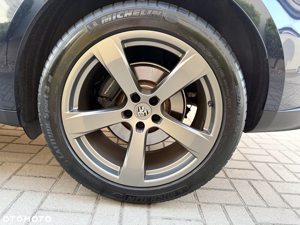 Porsche Macan Standard - 23