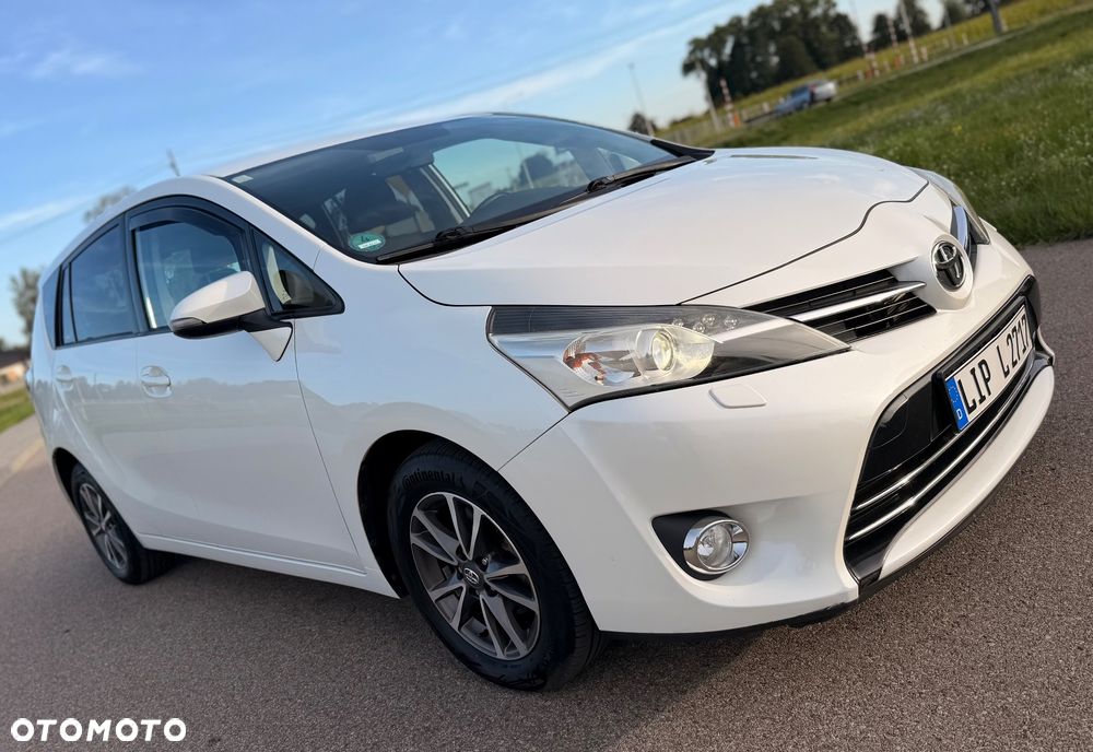 Toyota Verso 2.0 D-4D Edition - 9