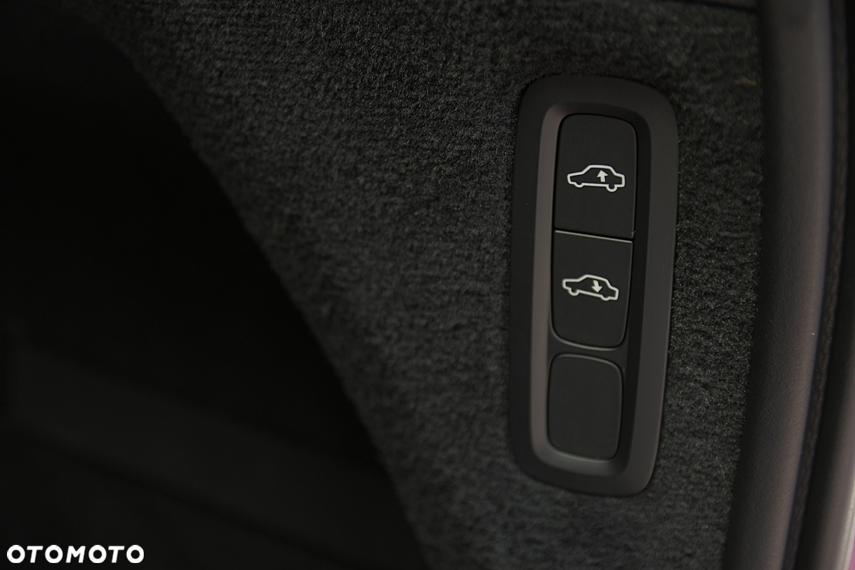 Volvo XC 90 D5 AWD Inscription - 16