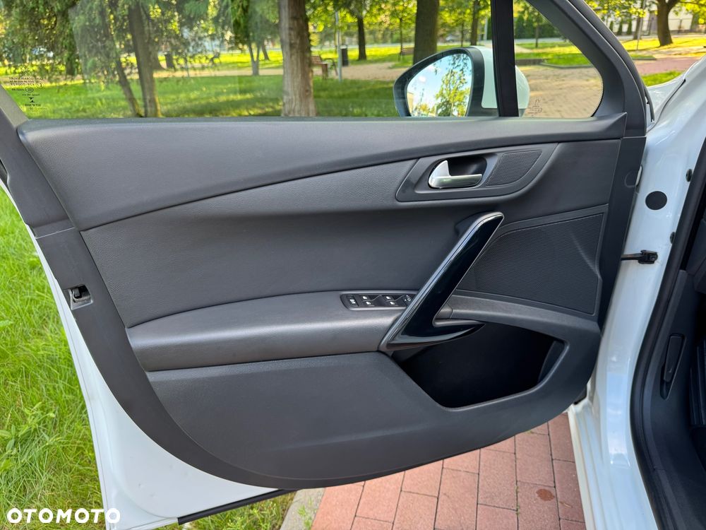 Peugeot 508 1.6 e-HDi Active S&S - 16