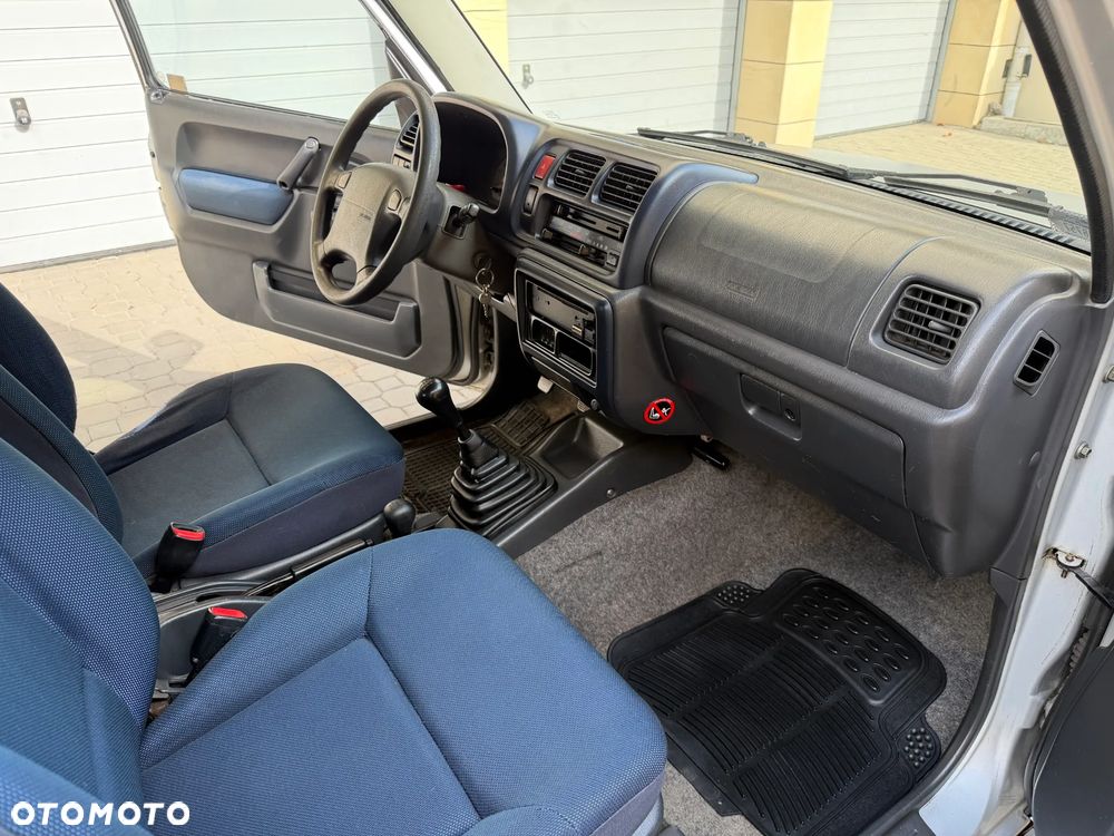 Suzuki Jimny 1.3 - 14