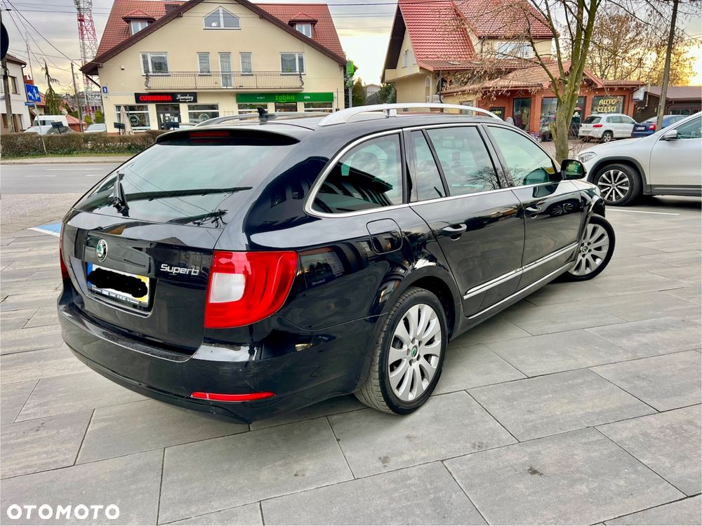 Skoda Superb 2.0 TDI DSG Elegance - 5