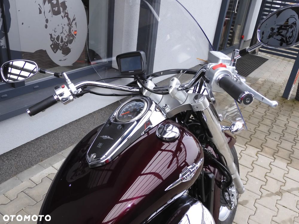 Suzuki Intruder - 15