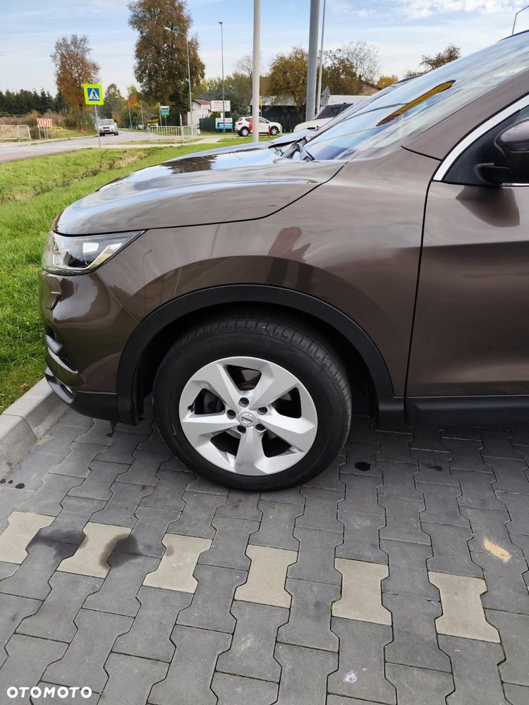 Nissan Qashqai 1.3 DIG-T N-Connecta EU6d - 7