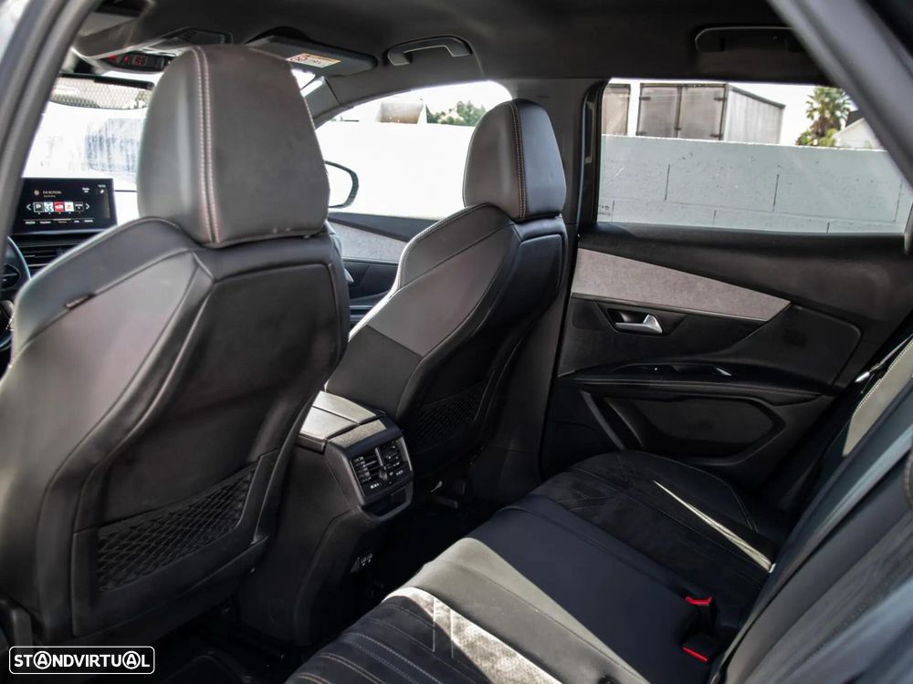 Peugeot 3008 1.5 BlueHDi GT EAT8 - 22