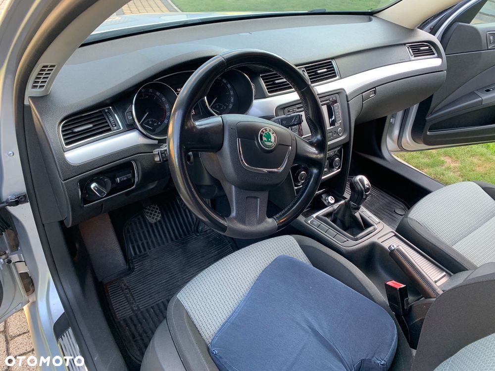 Skoda Superb 2.0 TDI 4x4 Exclusive - 12