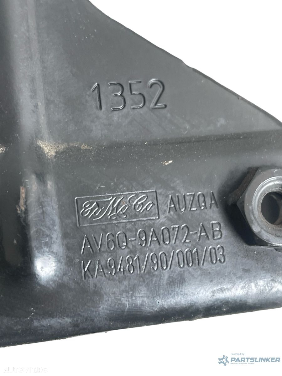 Suport carcasa filtru combustibil FORD FOCUS III Saloon BM 2010 - > 1.6 TDCi T1DA, T1DB AV6Q-9A072-AB - 2