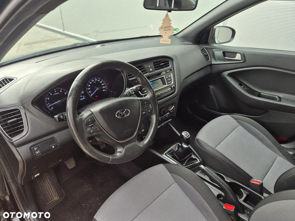 Hyundai i20 1.2 GO - 19
