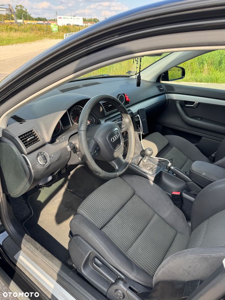 Audi A4 Avant 2.0 TDI - 9