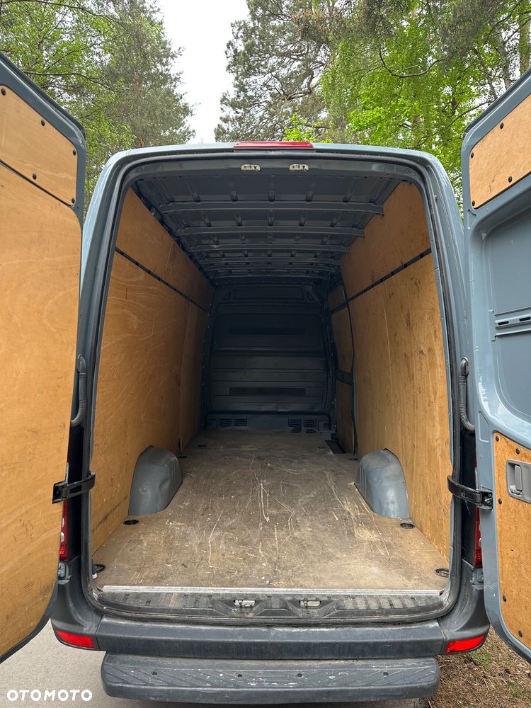 Mercedes-Benz Sprinter - 8