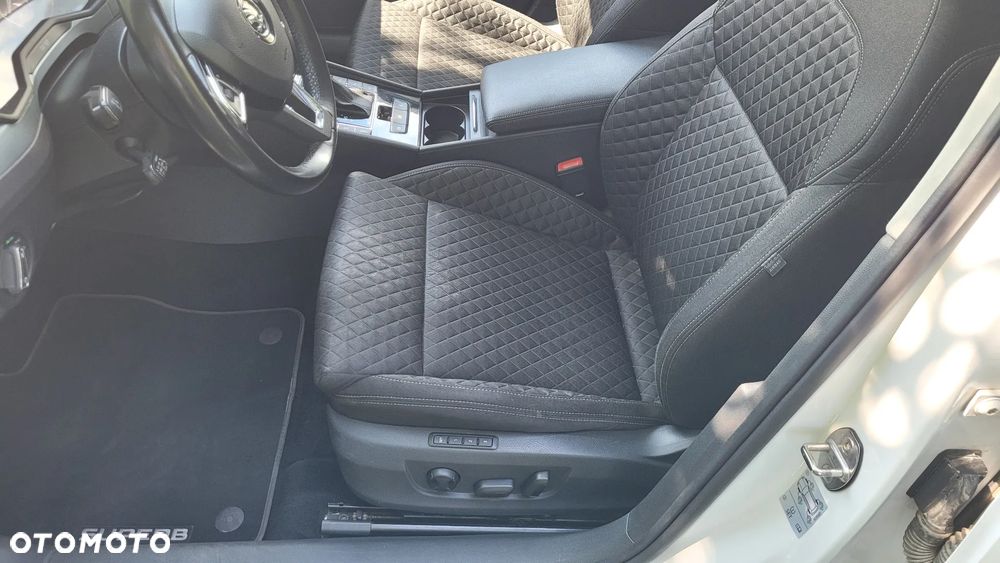 Skoda Superb 2.0 TDI Style DSG - 13