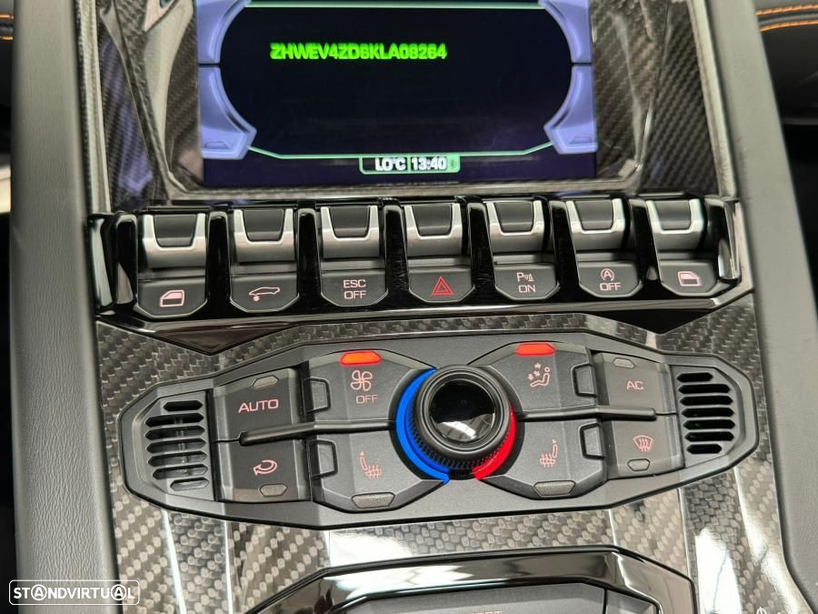 Lamborghini Aventador S - 46