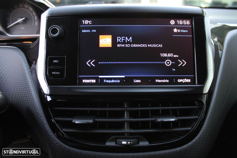 Peugeot 2008 1.6 BlueHDi Style - 11