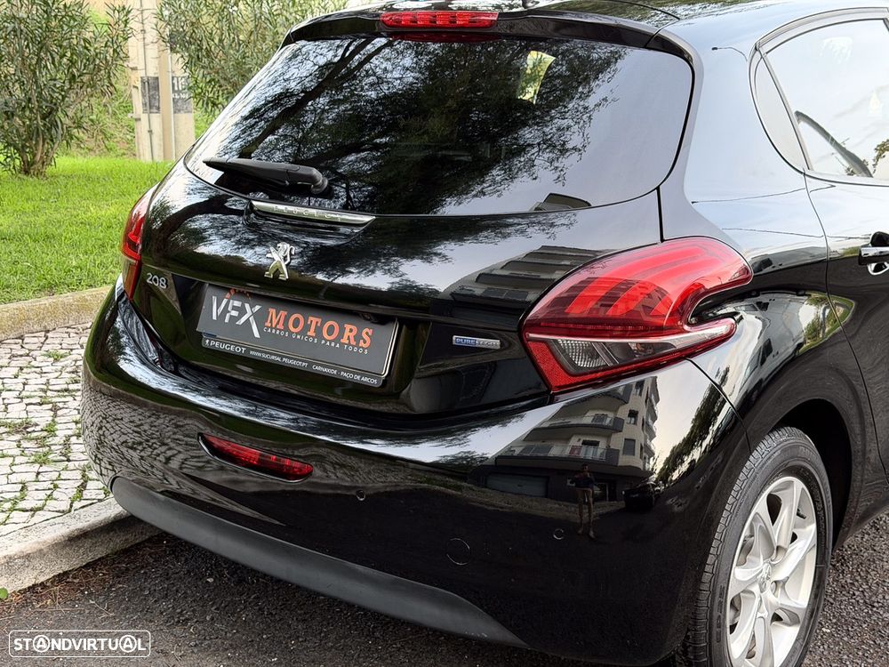 Peugeot 208 1.2 PureTech Style - 18
