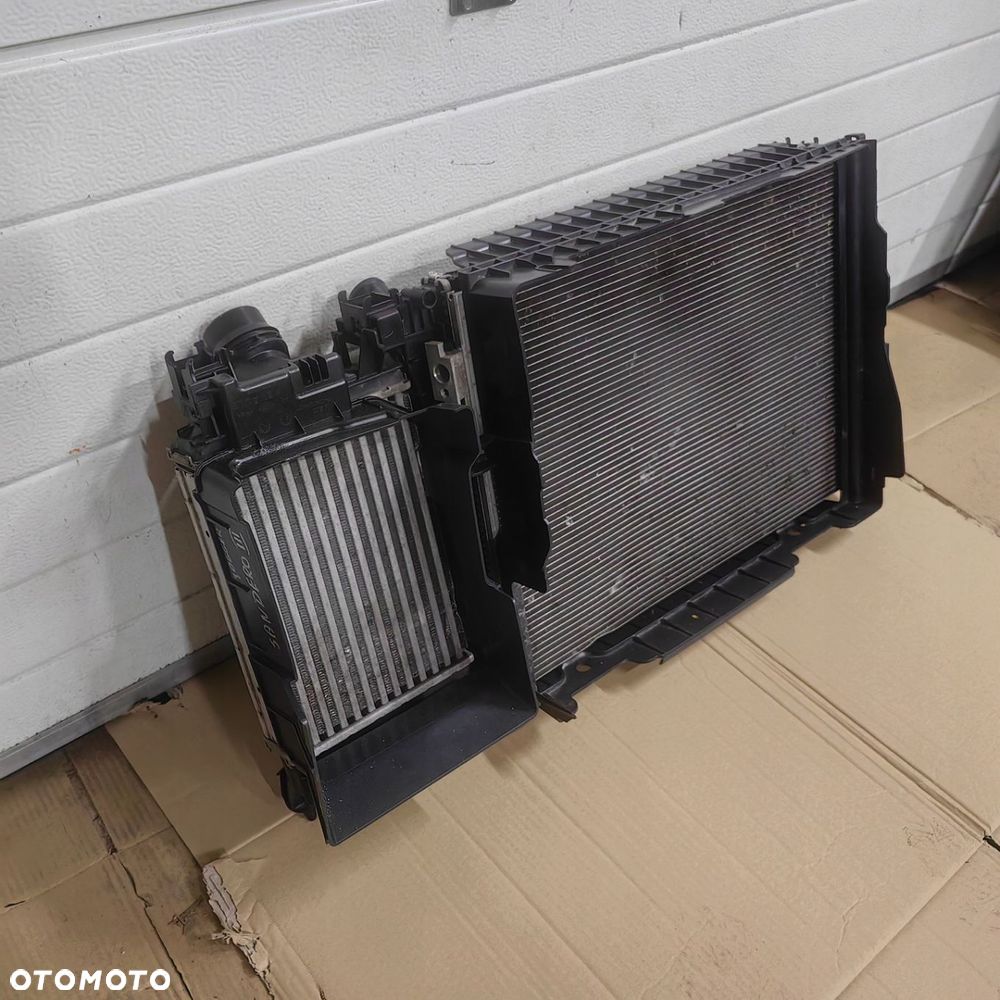 Komplet Chłodnic Wentylator Intercooler Kie Powietrza Dacia Sandero III 1.0 - 3