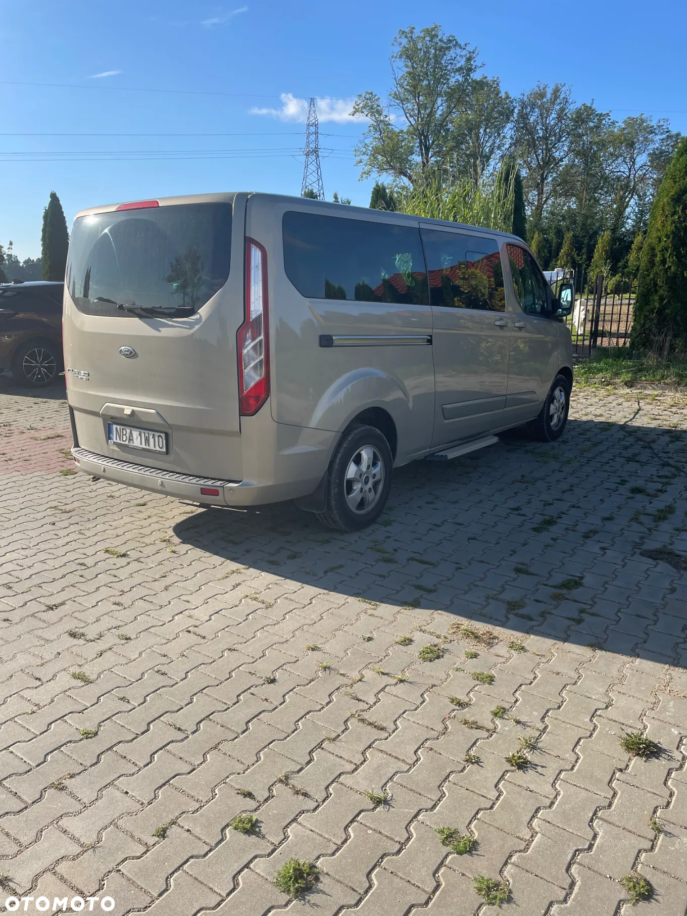 Ford Tourneo Custom - 4