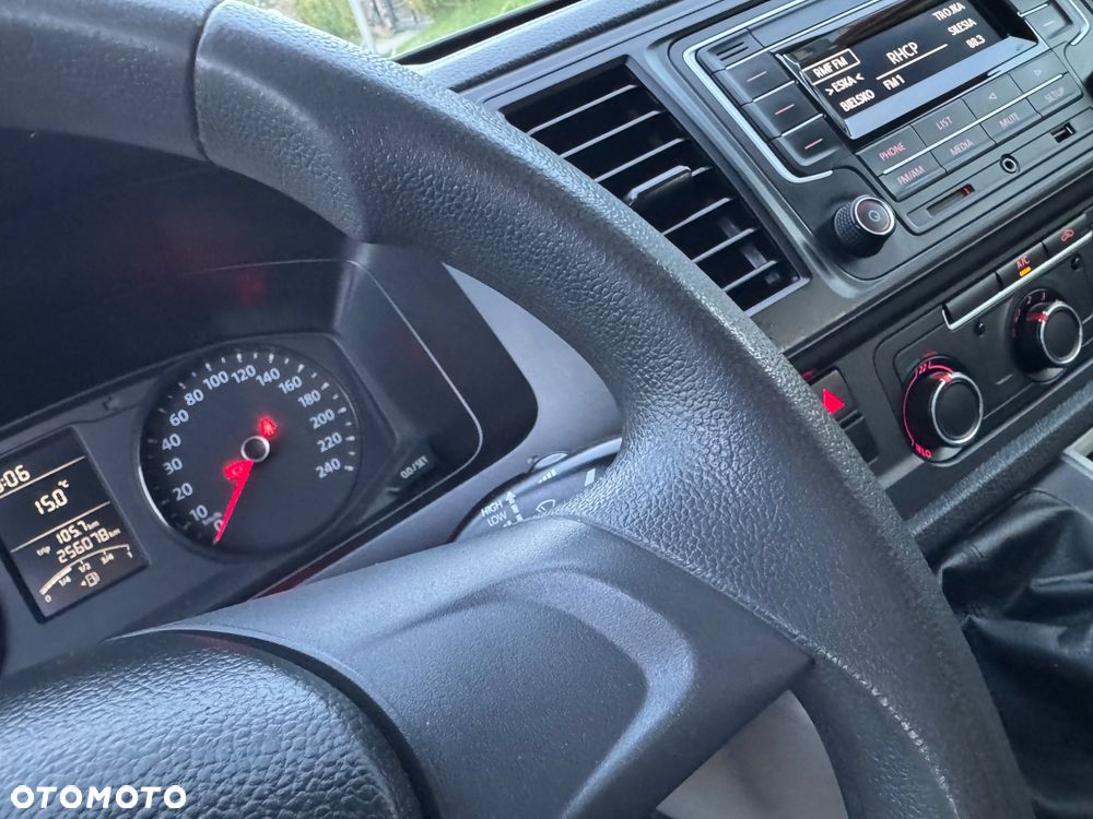 Volkswagen Transporter - 26