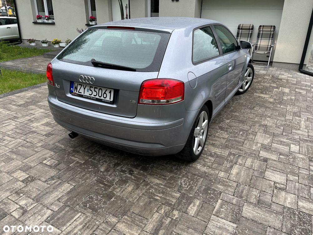 Audi A3 3-drzwiowe 1.6 Ambiente - 5