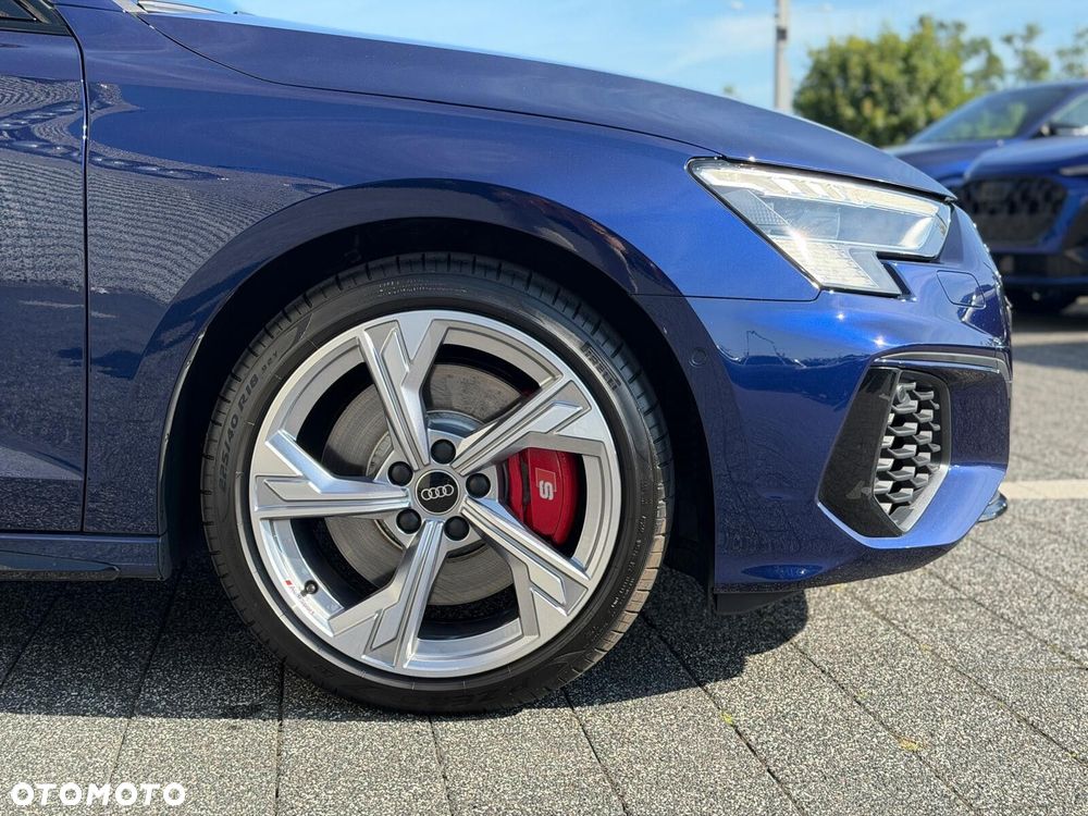 Audi S3 Limousine - 12