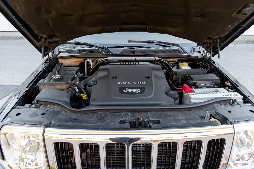 Jeep Commander 3.0 CRD DPF Automatik Limited - 38