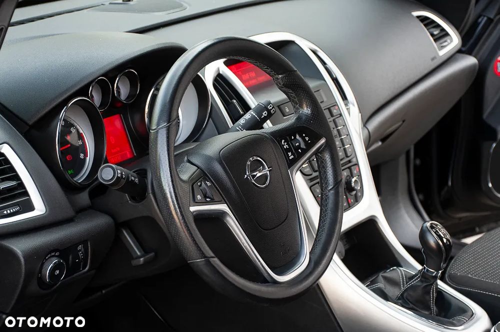Opel Astra 1.4 Turbo Edition - 37