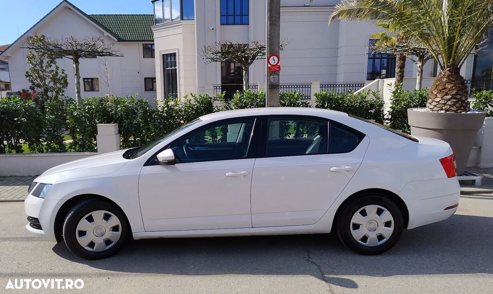 Skoda Octavia - 11