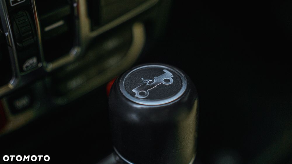 Jeep Wrangler - 13