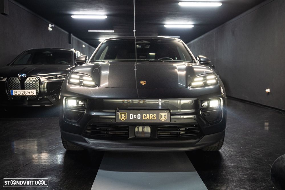 Porsche Macan Electric - 4