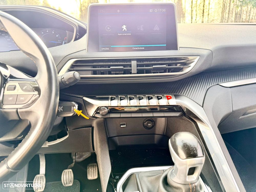Peugeot 3008 1.2 PureTech Active - 32