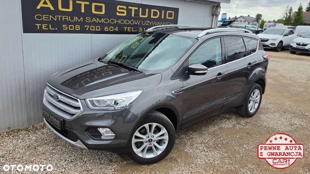 Ford Kuga 1.5 EcoBoost 2x4 Titanium - 1