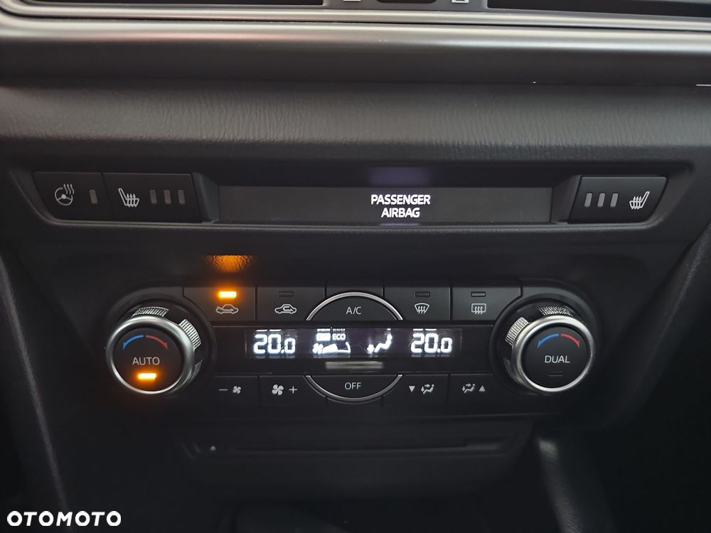 Mazda 3 2.0 Skyenergy EU6 - 16