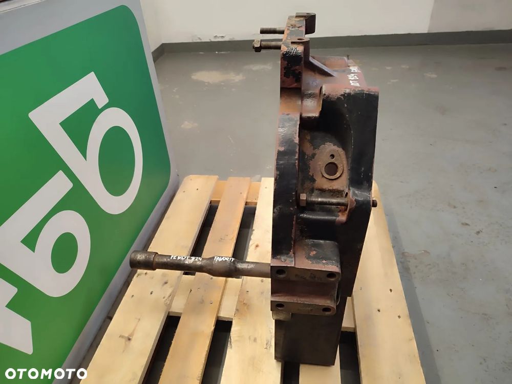 Wałek przedniego napędu FENDT 824 FAVORIT - 3