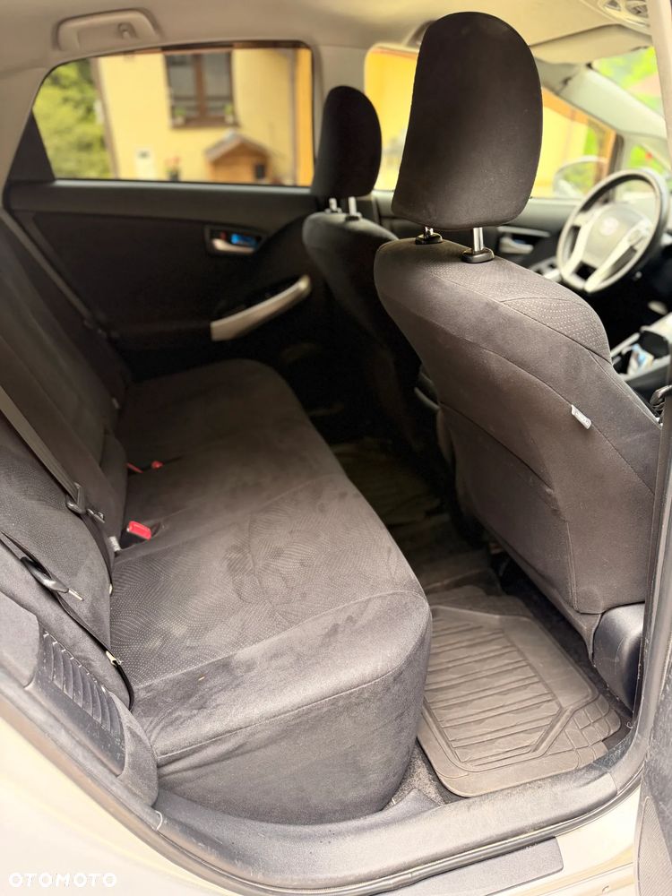 Toyota Prius 1.8 HSD Active - 21