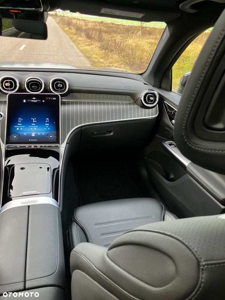 Mercedes-Benz GLC - 18