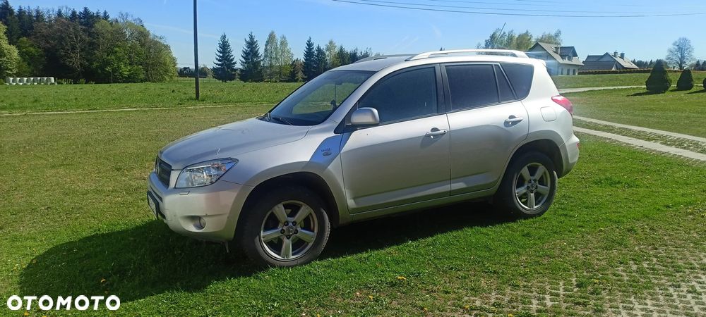 Toyota RAV4 2.2 D-4D Premium - 3