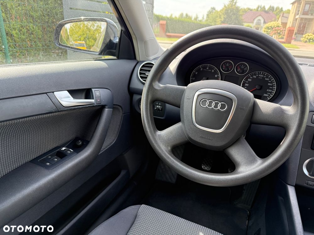 Audi A3 Sportback - 20