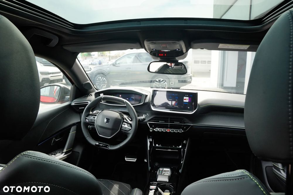 Peugeot 208 1.2 mHEV GT - 9