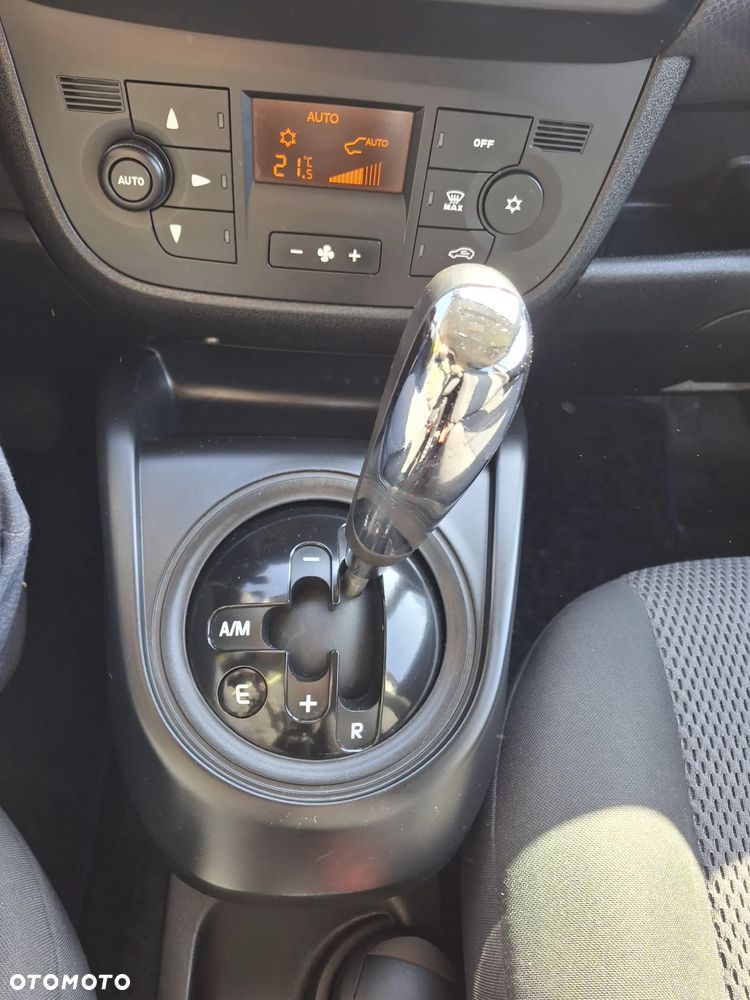 Fiat Doblo 1.6 16V Multijet Start&Stopp Dualogic Emotion Family - 22