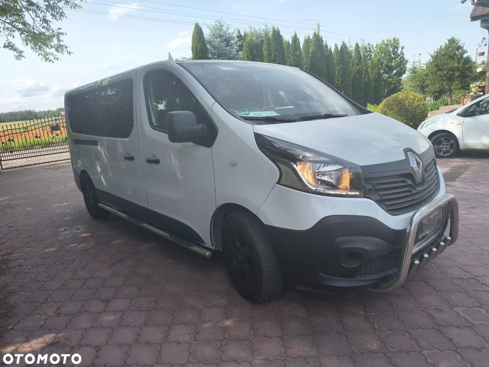 Renault Trafic - 1