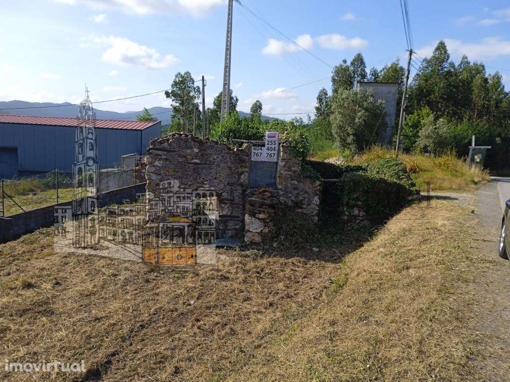 Terreno Rústico em Aguiar de Sousa . - Grande imagem: 4/21
