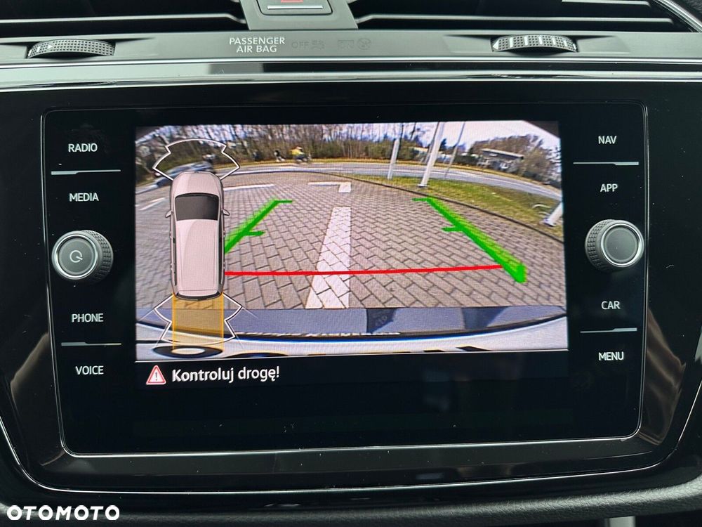 Volkswagen Touran 1.5 TSI EVO Highline DSG - 22