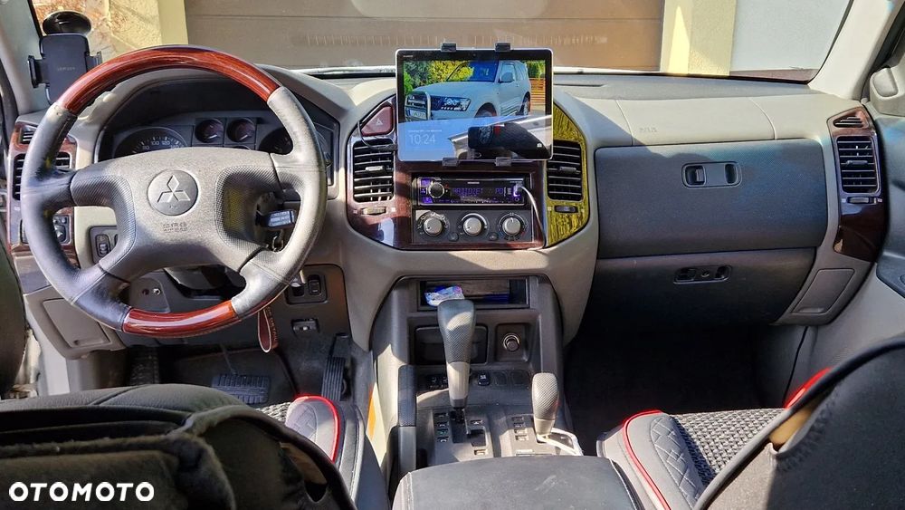 Mitsubishi Pajero 3.2 DI-D Automatik Instyle - 9