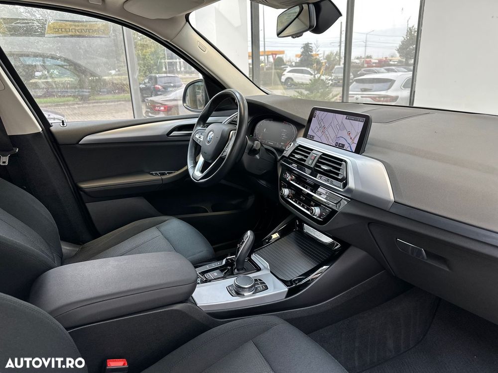 BMW X3 xDrive20d AT Advantage - 13