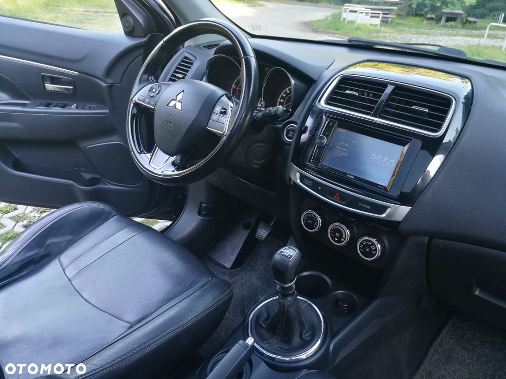 Mitsubishi ASX - 12