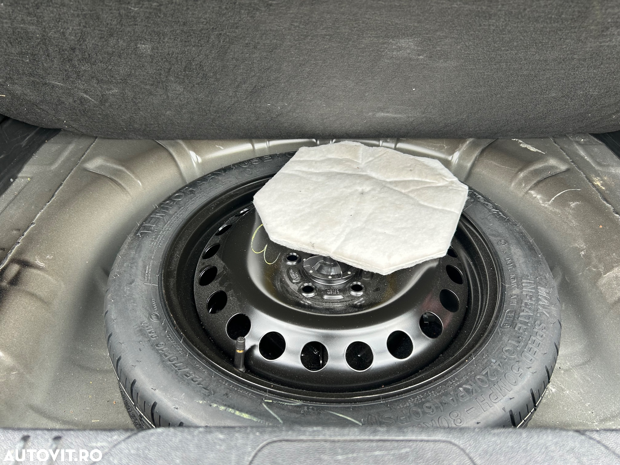 Ford Focus 1.5 EcoBlue Start-Stopp-System Aut. ST-LINE - 13