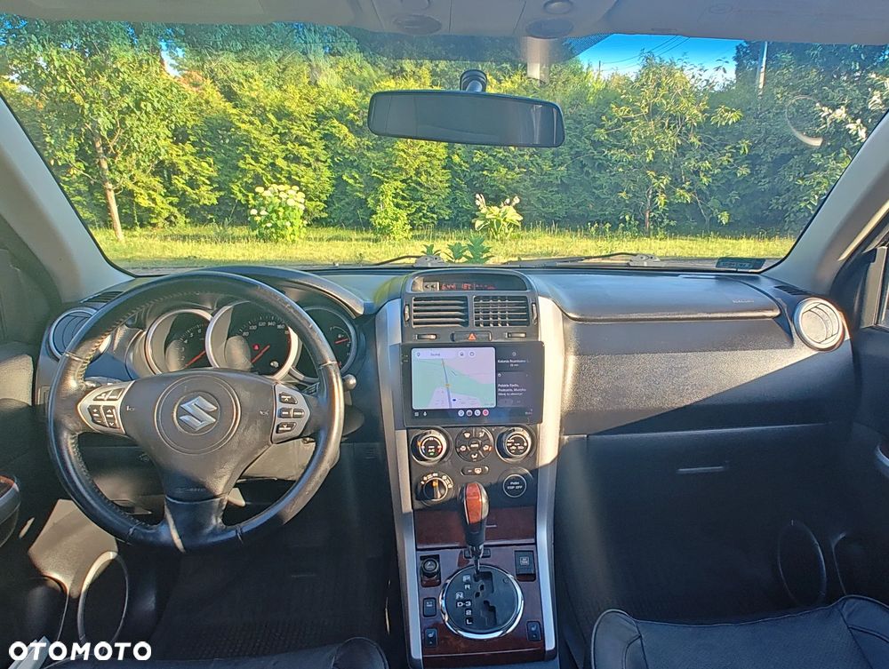 Suzuki Grand Vitara 2.0 De Luxe - 11