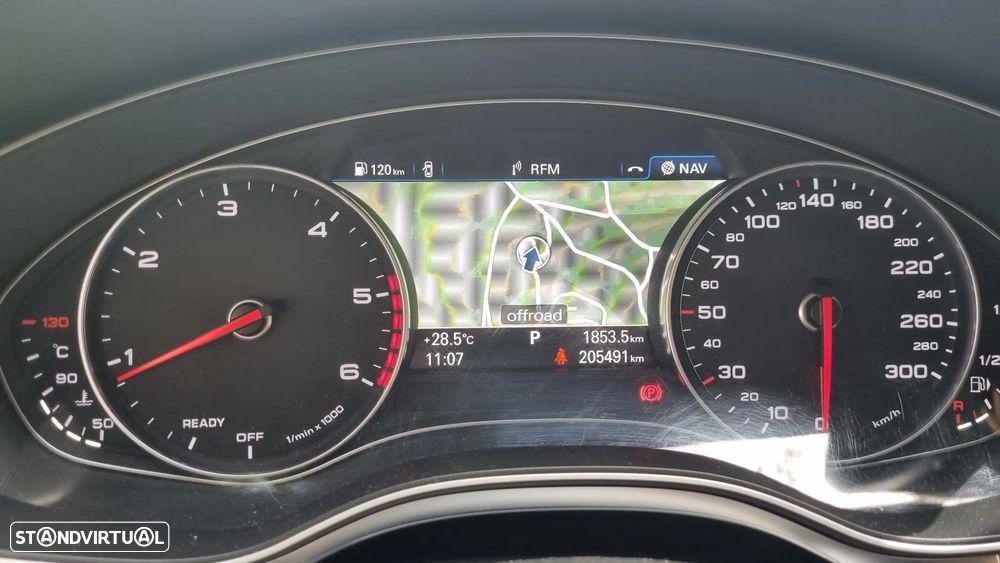 Audi A6 Avant 2.0 TDI Ultra S tronic - 15