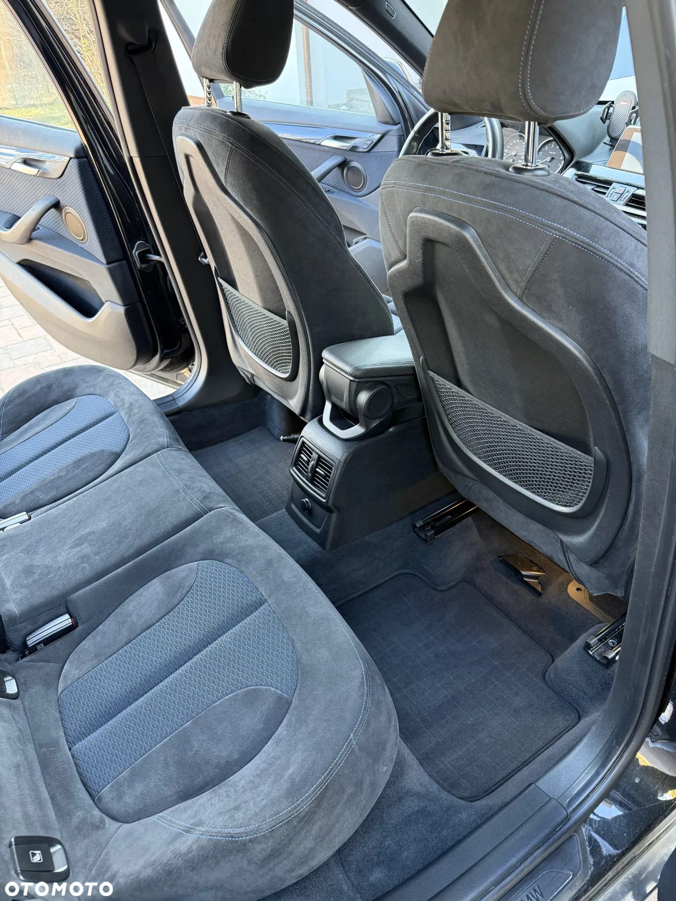 BMW X1 xDrive20i - 15
