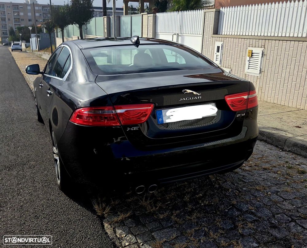 Jaguar XE 2.0 D Portfolio Aut. - 7