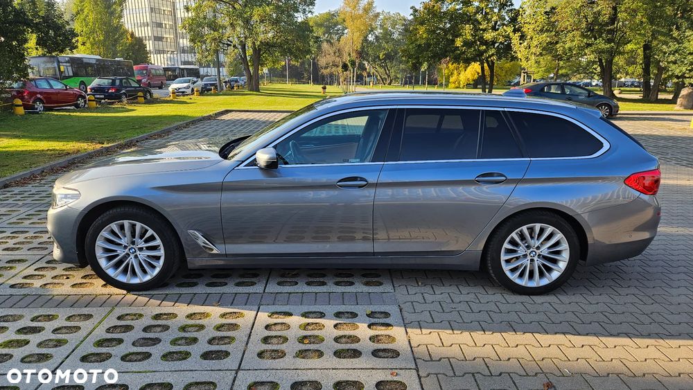 BMW Seria 5 520d xDrive Luxury Line - 40